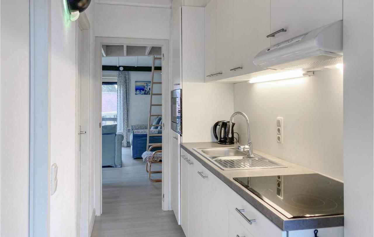 Gorgeous Apartment In Bredene With Kitchen Exteriör bild