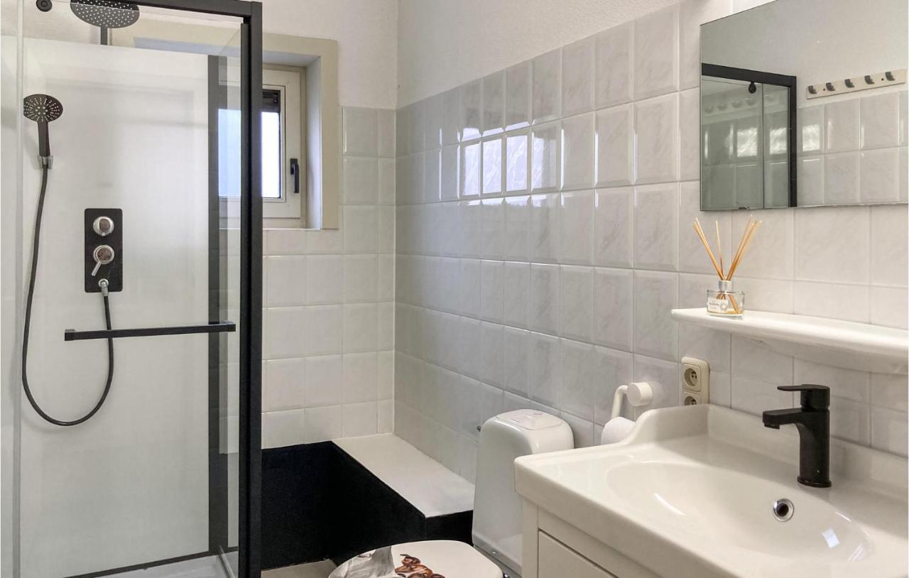 Gorgeous Apartment In Bredene With Kitchen Exteriör bild